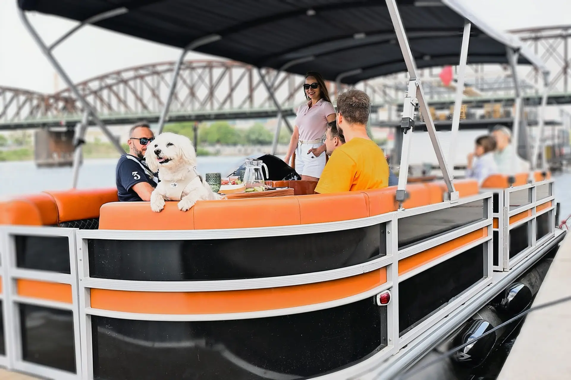 boat rent Prague party boat, river cruise, boat in Prague for rent